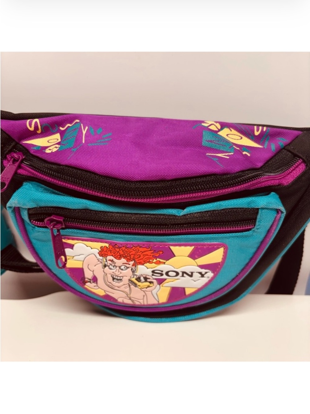 VINTAGE 90s SONY
WALKMAN Color Block Fanny
Pack- RARE - Picture 2 of 2